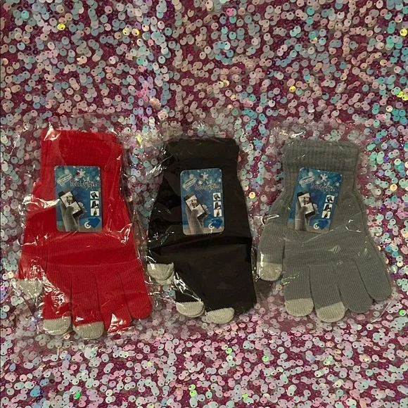 Touchscreen Gloves Red, Black, and Gray Set - Picture 1 of 4